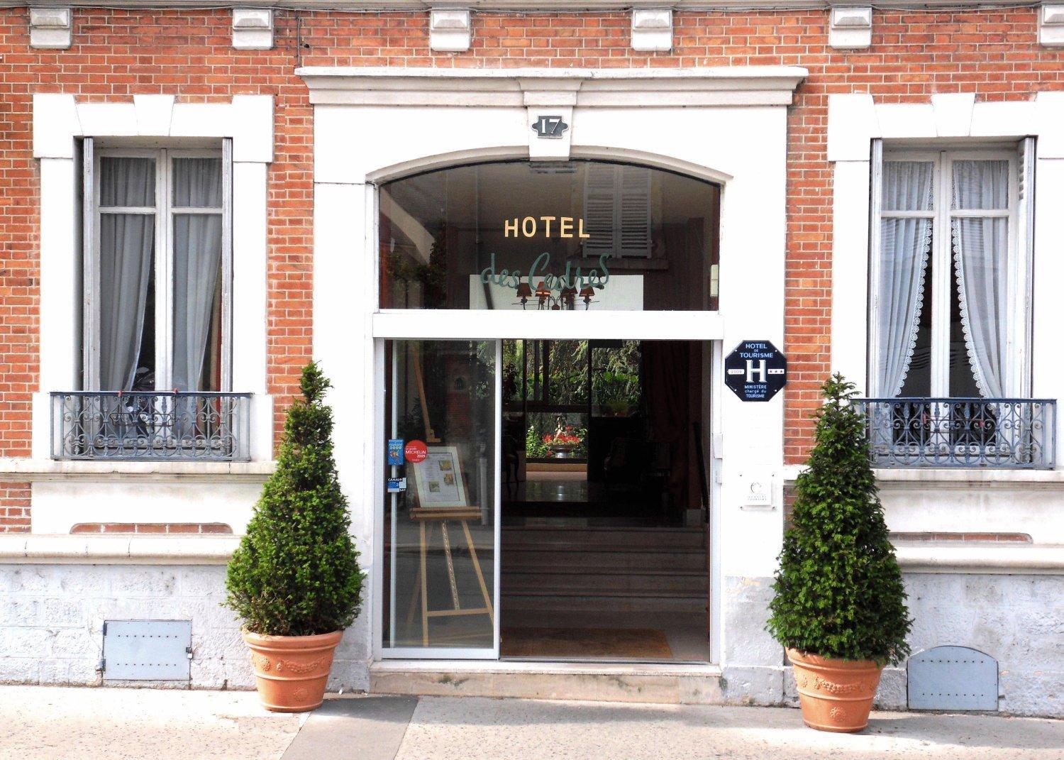 Hotel Des Cedres Orlean Zewnętrze zdjęcie